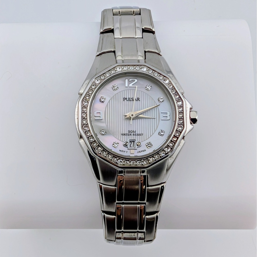 Vintage 2000 Pulsar PXT797 Women's Pinstripe MOP Crystal Bezel Date Watch 28mm
